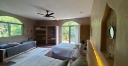 Linda Casa – Povoado do Moinho – Próximo Cachoeira Anjos e Arcanjos – Chapada dos Veadeiros Linda Casa – Povoado do Moinho – Próximo Cachoeira Anjos e Arcanjos – Chapada dos Veadeiros