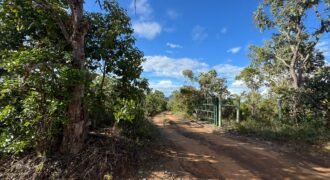 Vende-se Lote 3.000m2 – Alto Paraíso de Goiás Vende-se Lote 3.000m2 – Alto Paraíso de Goiás
