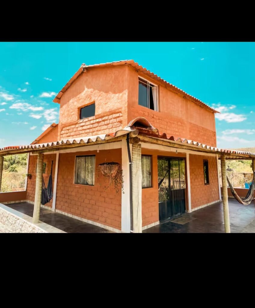 Casa + Chále – 12 km de Alto Paraíso de Goias sentido São Jorge