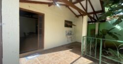 Aluga – se Casa com 3 Quartos – Bairro Paraisinho – Alto Paraíso de Goiás