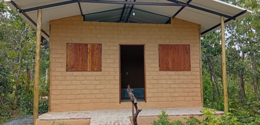 Chalé 2 km de Colinas do Sul sentido São Jorge