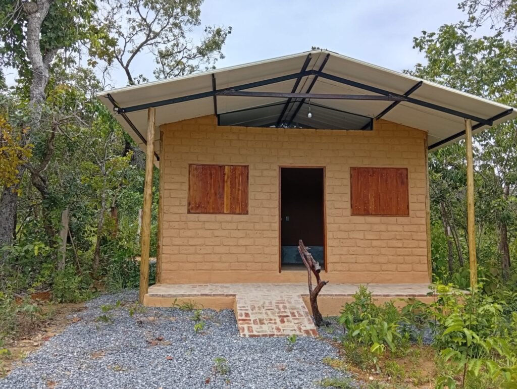 Chalé 2 km de Colinas do Sul sentido São Jorge