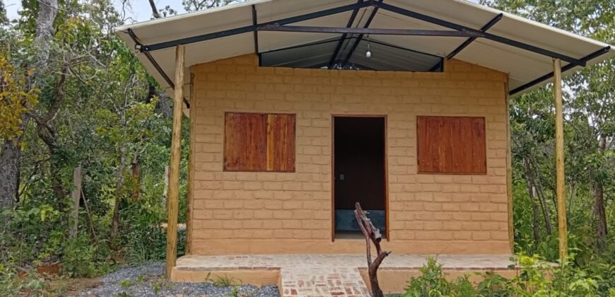 Chalé 2 km de Colinas do Sul sentido São Jorge