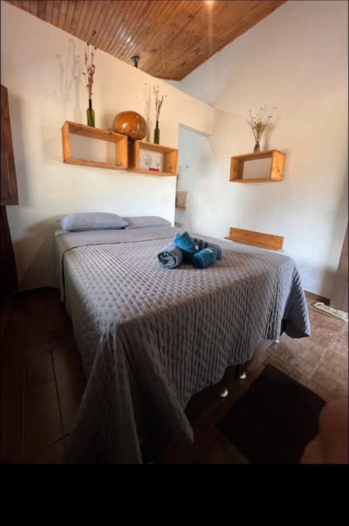Casa + Chále – 12 km de Alto Paraíso de Goias sentido São Jorge