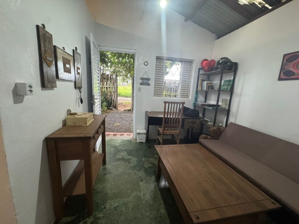 Vende Casa – Bem Localizada – Monte Sinai – Alto Paraíso de Goiás