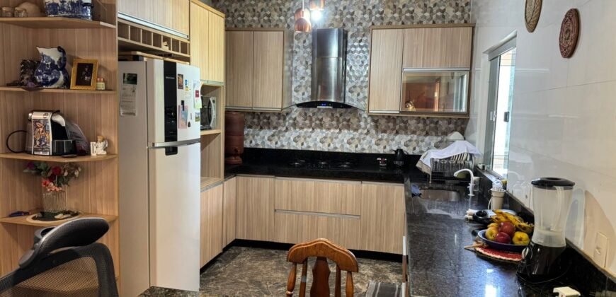 Casa 3 Quartos – Paraisinho – Alto Paraíso de Goiás
