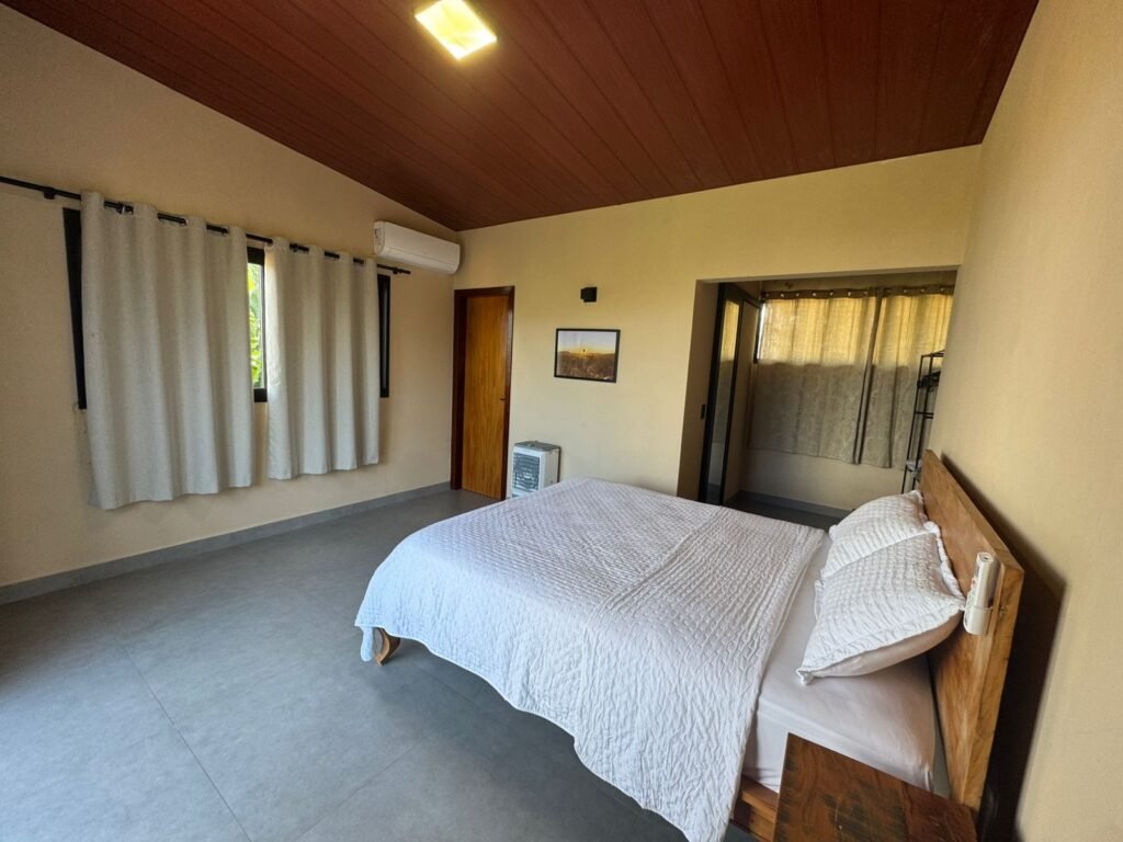 Vende-se Linda Casa – Bairro Eldorado – Alto Paraíso de Goiás