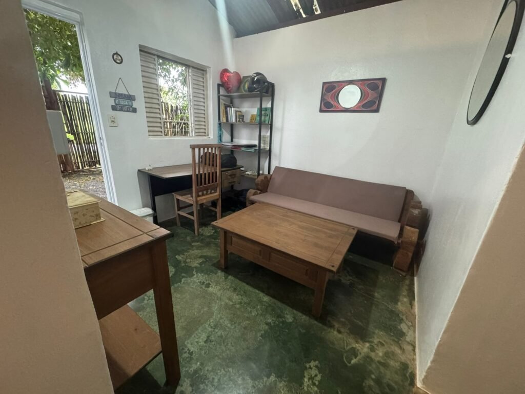 Vende Casa – Bem Localizada – Monte Sinai – Alto Paraíso de Goiás