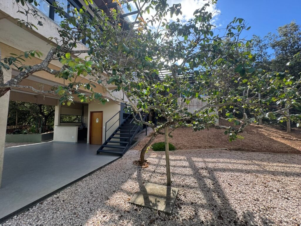 Vende-se Linda Casa – Bairro Eldorado – Alto Paraíso de Goiás