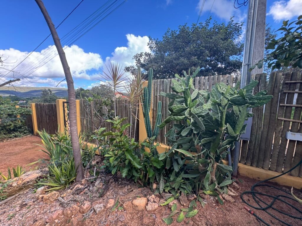 Vende-se Linda Casa – Bairro Eldorado – Alto Paraíso de Goiás
