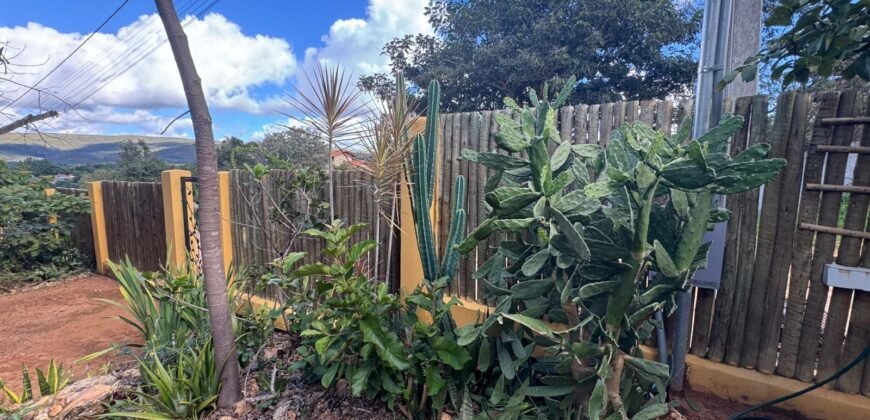 Vende-se Linda Casa – Bairro Eldorado – Alto Paraíso de Goiás