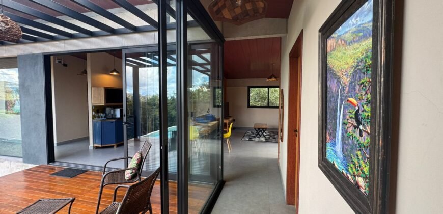 Vende-se Linda Casa – Bairro Eldorado – Alto Paraíso de Goiás