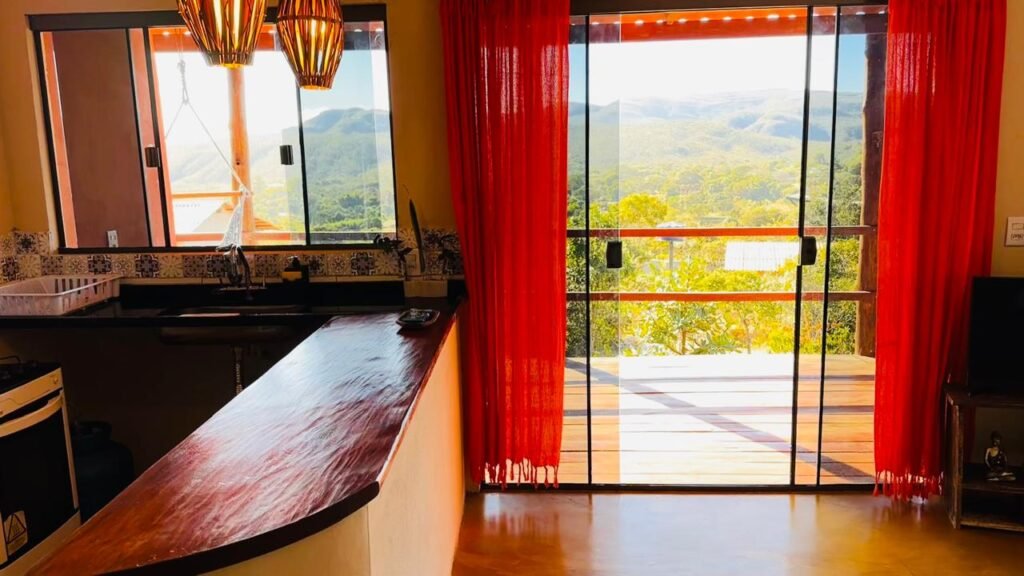 Sobrado à Venda – Ideal Para Morar e Ter Renda em Alto Paraíso- Eldorado 1 – Alto Paraíso de Goiás