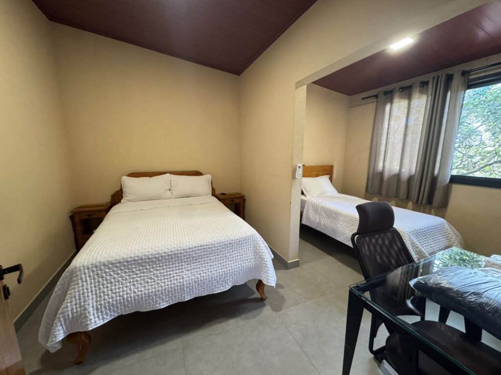 Vende-se Linda Casa – Bairro Eldorado – Alto Paraíso de Goiás