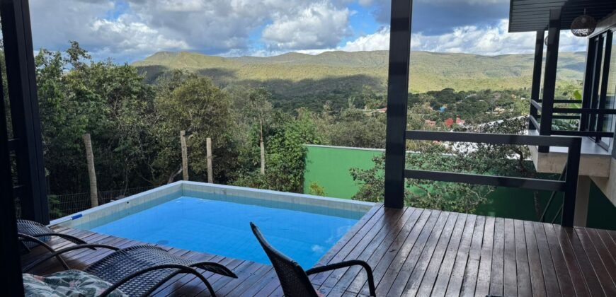 Vende-se Linda Casa – Bairro Eldorado – Alto Paraíso de Goiás