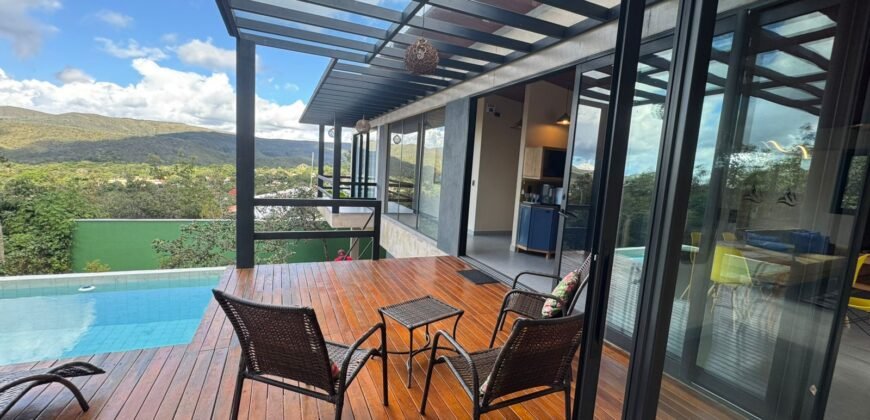 Vende-se Linda Casa – Bairro Eldorado – Alto Paraíso de Goiás