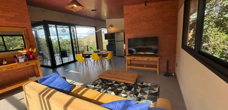 Vende-se Linda Casa – Bairro Eldorado – Alto Paraíso de Goiás