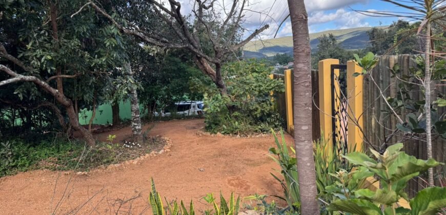 Vende-se Linda Casa – Bairro Eldorado – Alto Paraíso de Goiás