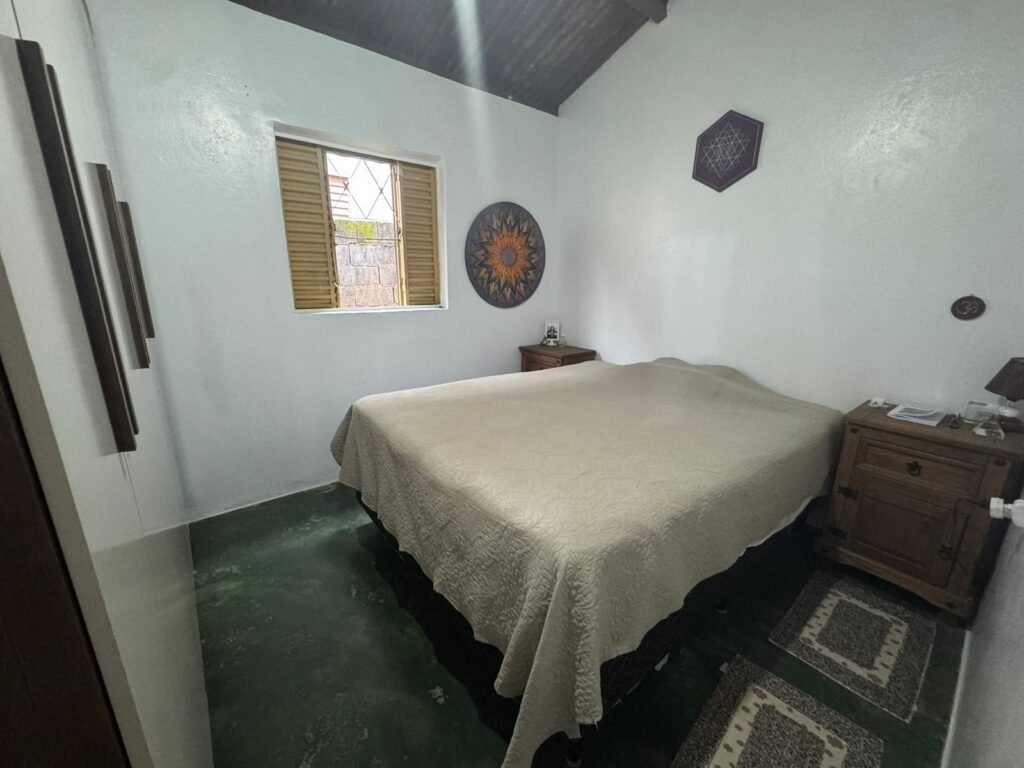 Vende Casa – Bem Localizada – Monte Sinai – Alto Paraíso de Goiás