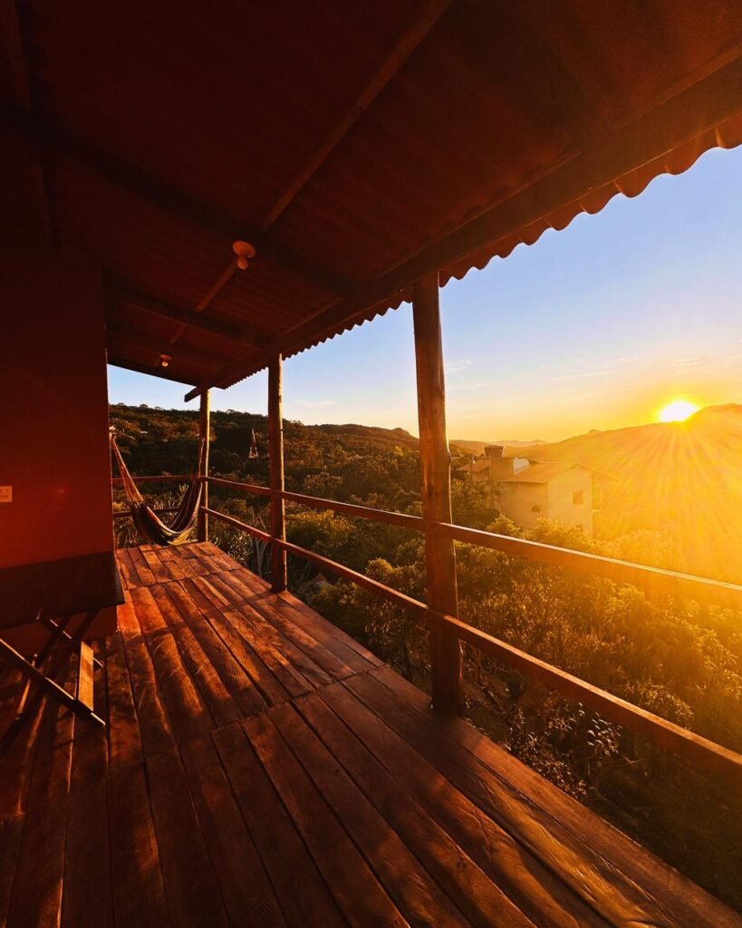 Sobrado à Venda – Ideal Para Morar e Ter Renda em Alto Paraíso- Eldorado 1 – Alto Paraíso de Goiás