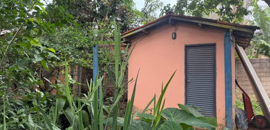 Vende Casa – Bem Localizada – Monte Sinai – Alto Paraíso de Goiás