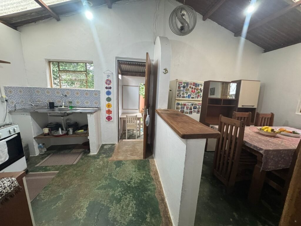 Vende Casa – Bem Localizada – Monte Sinai – Alto Paraíso de Goiás