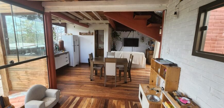 🏡 ALUGA-SE CASA COM VISTA – BAIRRO ELDORADO | ALTO PARAÍSO DE GOIÁS