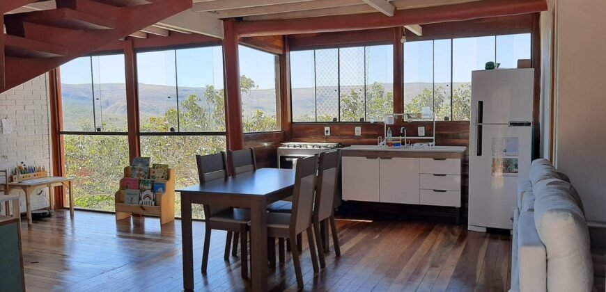 🏡 ALUGA-SE CASA COM VISTA – BAIRRO ELDORADO | ALTO PARAÍSO DE GOIÁS