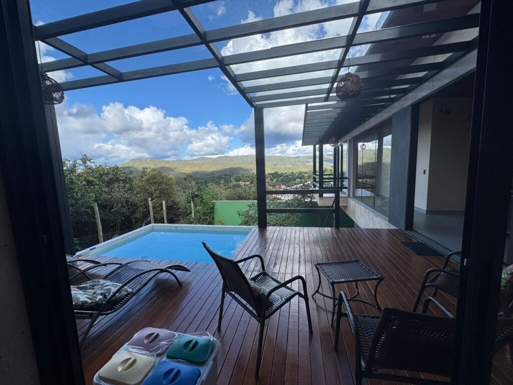 Vende-se Linda Casa – Bairro Eldorado – Alto Paraíso de Goiás