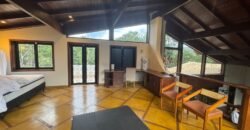 Aluga-se Casa Ampla no Morrão Semi Mobiliada  – Alto Paraíso de Goiás