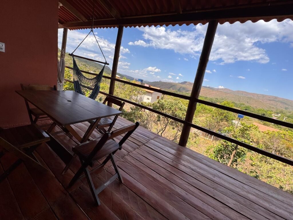 Sobrado à Venda – Ideal Para Morar e Ter Renda em Alto Paraíso- Eldorado 1 – Alto Paraíso de Goiás
