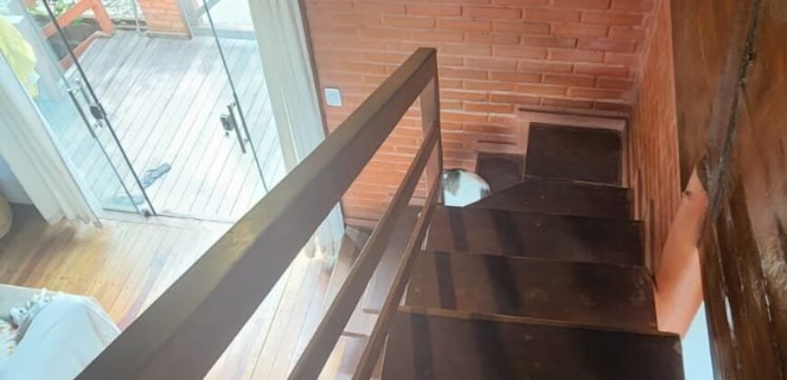 🏡 ALUGA-SE CASA COM VISTA – BAIRRO ELDORADO | ALTO PARAÍSO DE GOIÁS