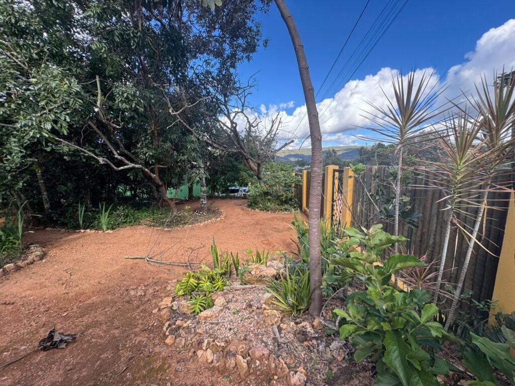 Vende-se Linda Casa – Bairro Eldorado – Alto Paraíso de Goiás