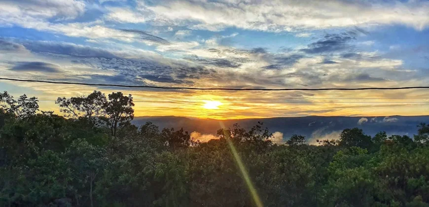 Vende-se Casa + 3 Chalés Encantador, em Alto Paraíso de Goiás