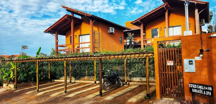 Vende-se Casa + 3 Chalés Encantador, em Alto Paraíso de Goiás