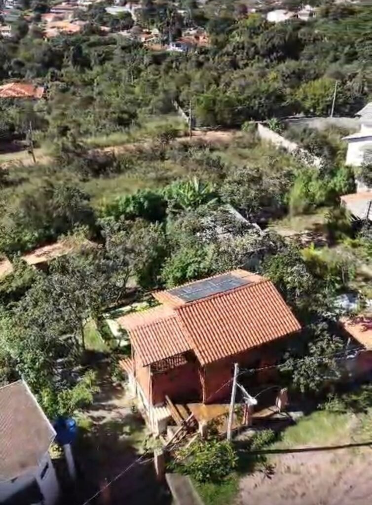 Vende-se Linda Casa com Maravilhosa Vista em Alto Paraíso de Goiás