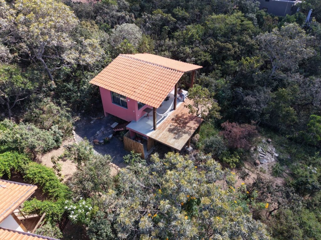 Chale + Lote 1.049m2 – Vista Permanete -Eldorado – Alto Paraíso de Goiás