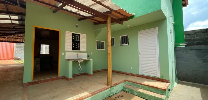 Aluga-se Sobrado  – Com 2 Quartos – Alto Paraiso de Goiás