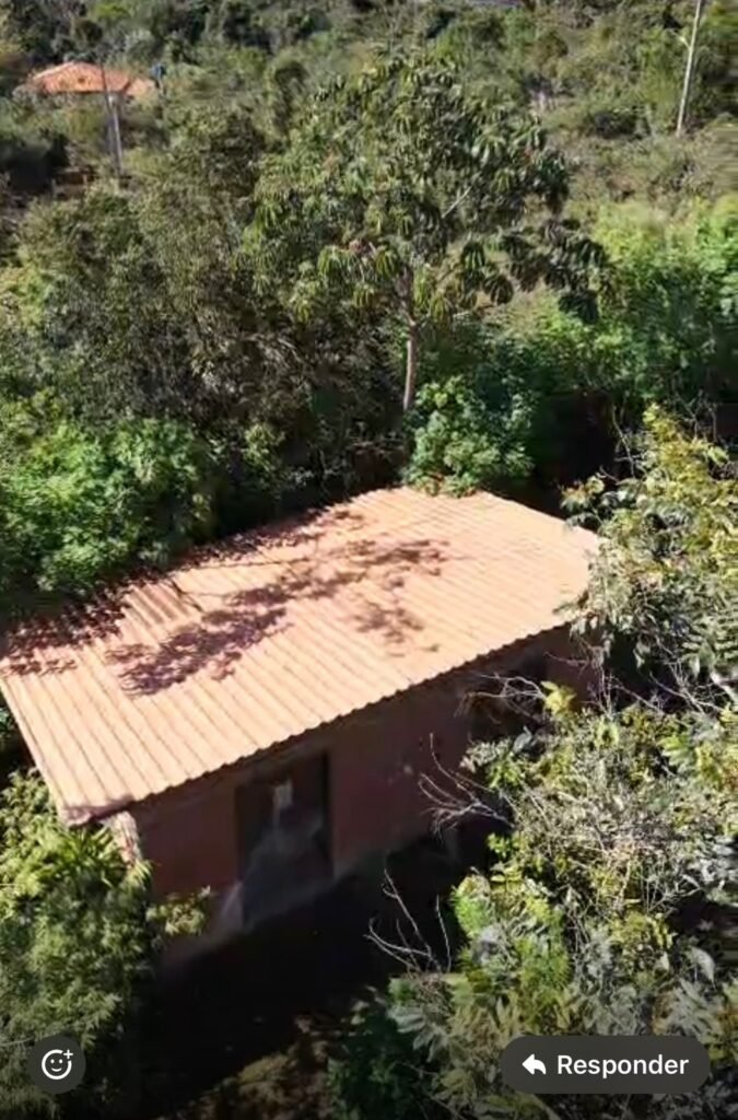 Vende-se Linda Casa com Maravilhosa Vista em Alto Paraíso de Goiás