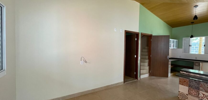 Aluga-se Sobrado  – Com 2 Quartos – Alto Paraiso de Goiás