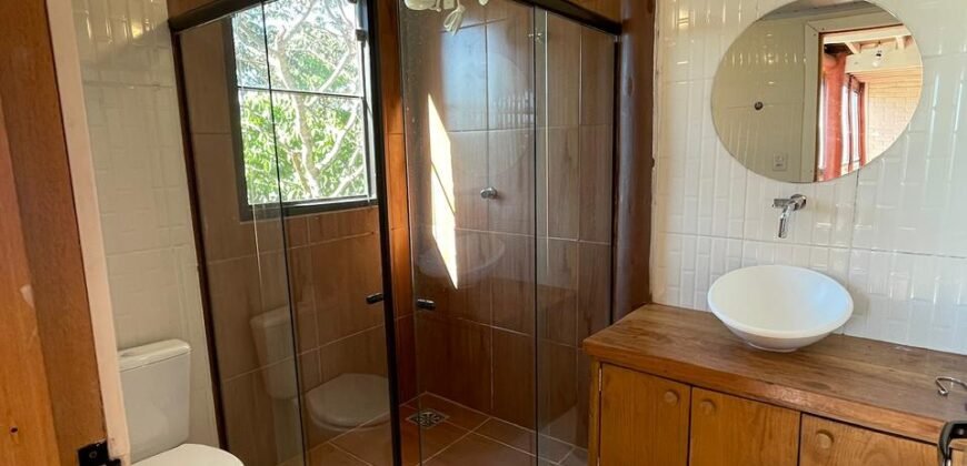 Linda Casa com Maravilhosa Vista em Alto Paraíso de Goiás