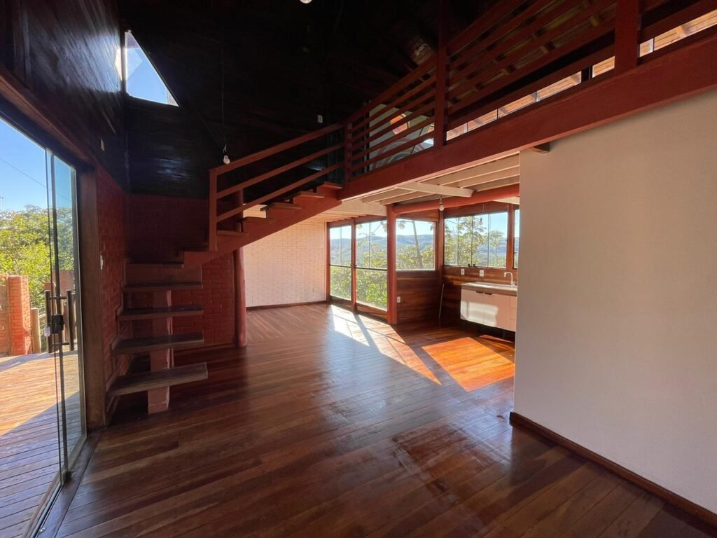 Linda Casa com Maravilhosa Vista em Alto Paraíso de Goiás
