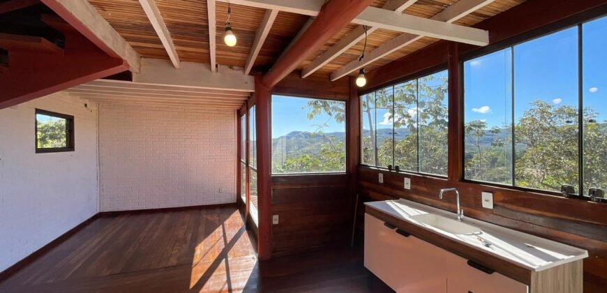 Linda Casa com Maravilhosa Vista em Alto Paraíso de Goiás