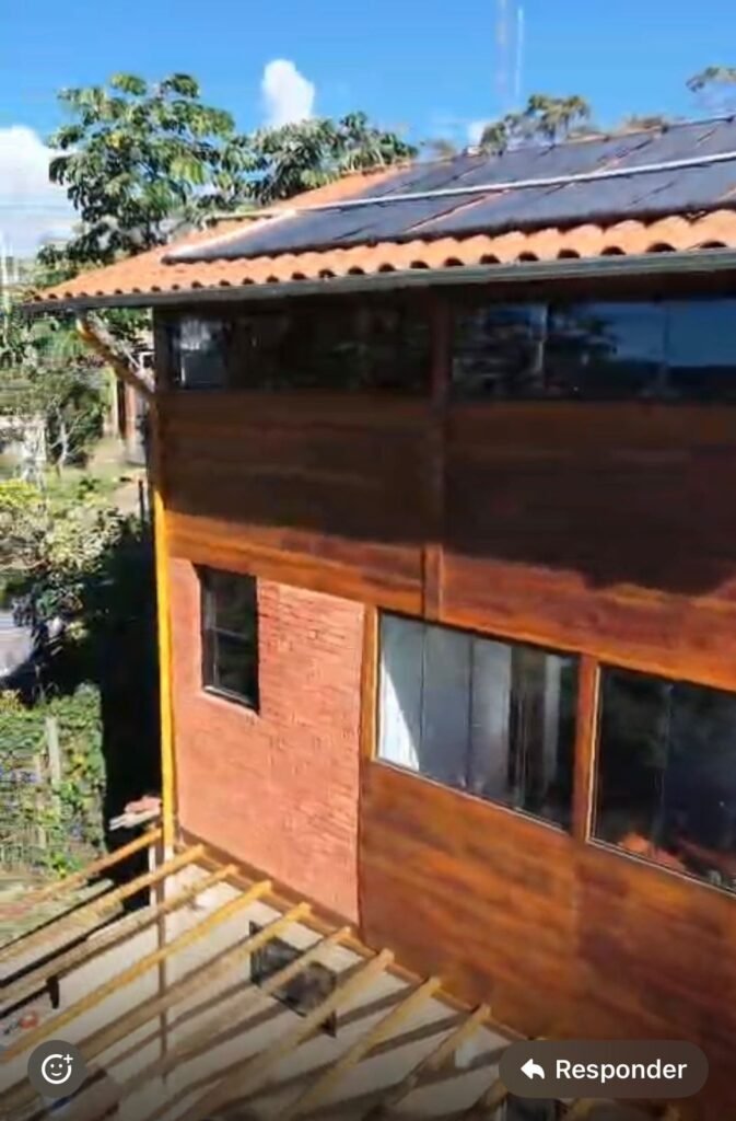 Vende-se Linda Casa com Maravilhosa Vista em Alto Paraíso de Goiás