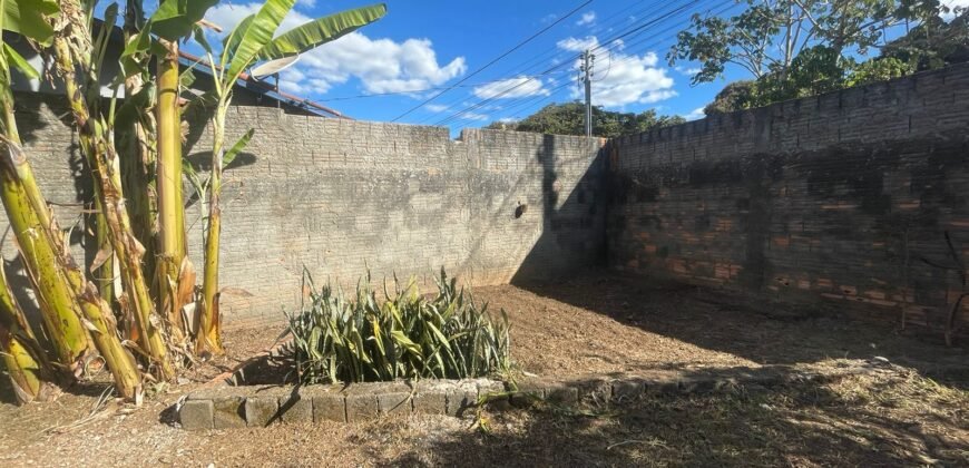 Aluga-se Casa com 2 quartos – Alto Paraíso de Goiás