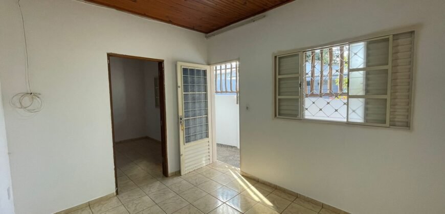 Aluga-se Casa com 2 quartos – Alto Paraíso de Goiás