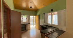 Aluga-se Sobrado  – Com 2 Quartos – Alto Paraiso de Goiás