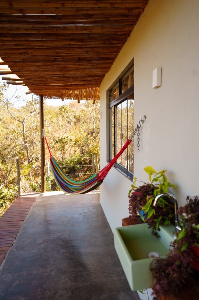 🌿 Vende-se Casa com Vista Permanente + Terreno de 1.005m² no Eldorado 2