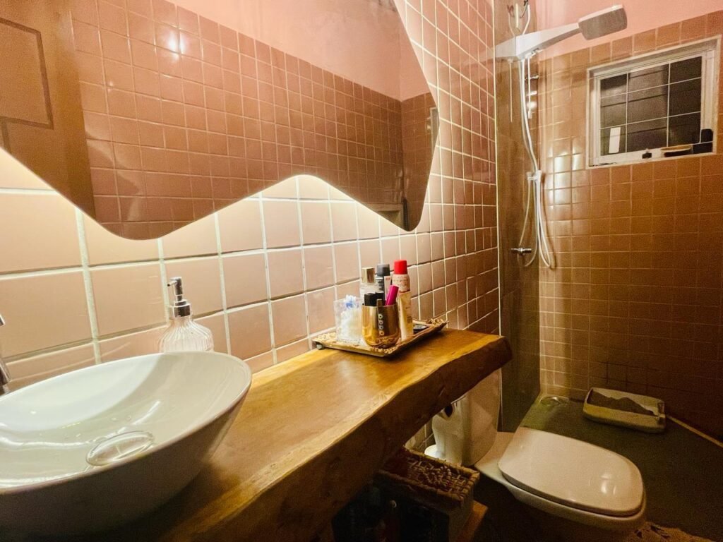 Vendo ou troco Chácara 5ha na Chapada, Alto paraíso (Couros) casa pronta | Oportunidade