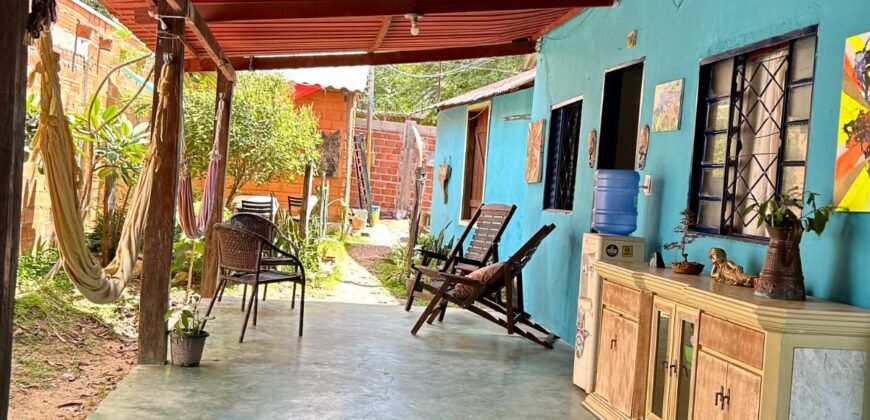 Aluga- se Casa + Ponto Comercial – Vila de São Jorge –  Chapada dos Veadeiros